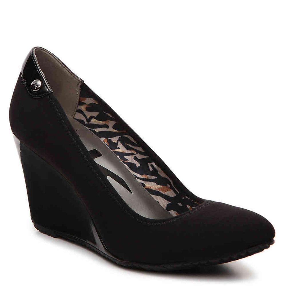 Anne Klein Tru Black Wedge Pump Size 7- LIKE NEW